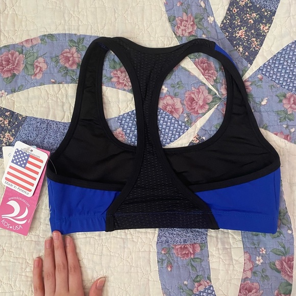 Sports Bra | Women Athleisure Wear | Workout Bra | Athletic Bra | Athleisure Bra - Picture 7 of 9